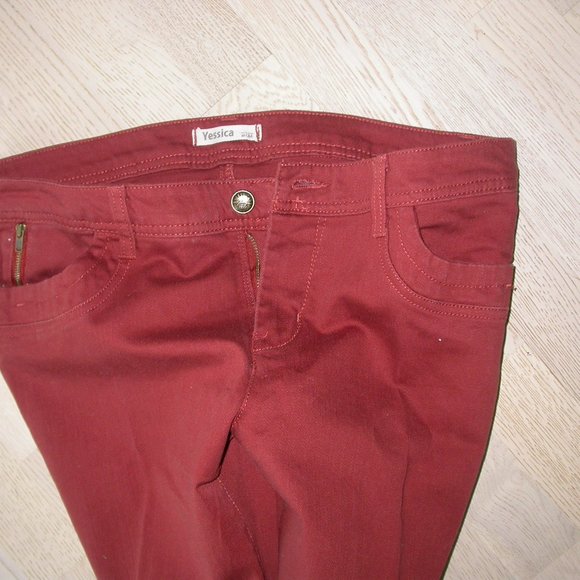 Rust Yessica (German) Jeans - Picture 2 of 8